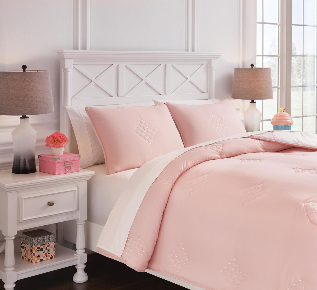 Sadie Park Full Comforter Set