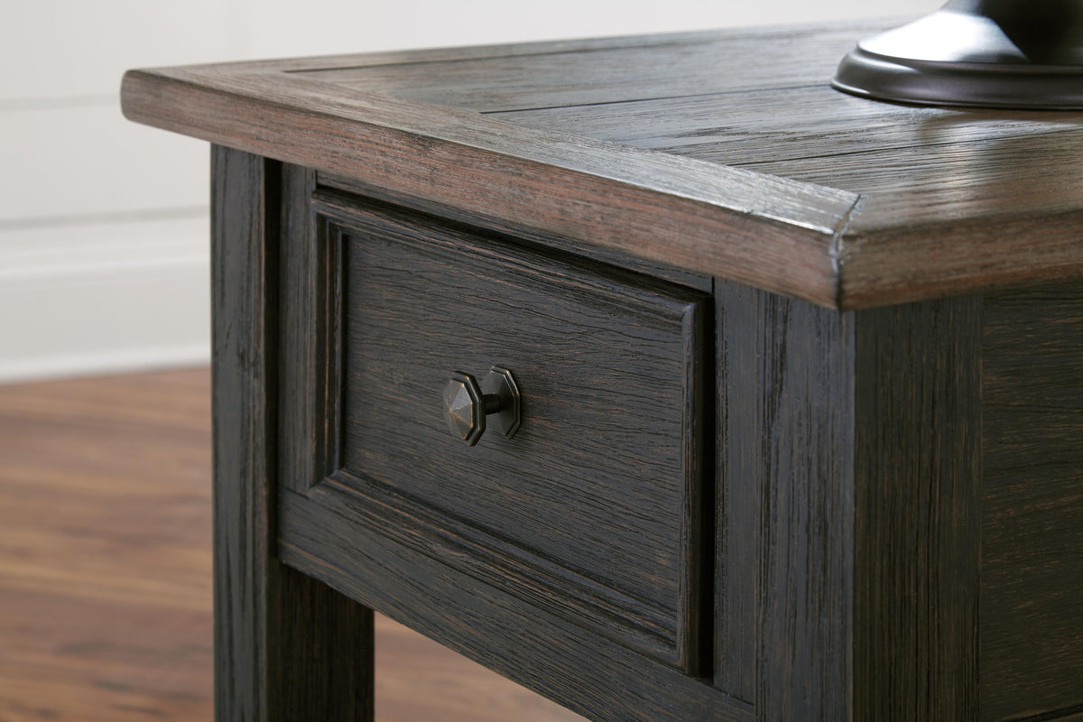 Wexford Bay End Table