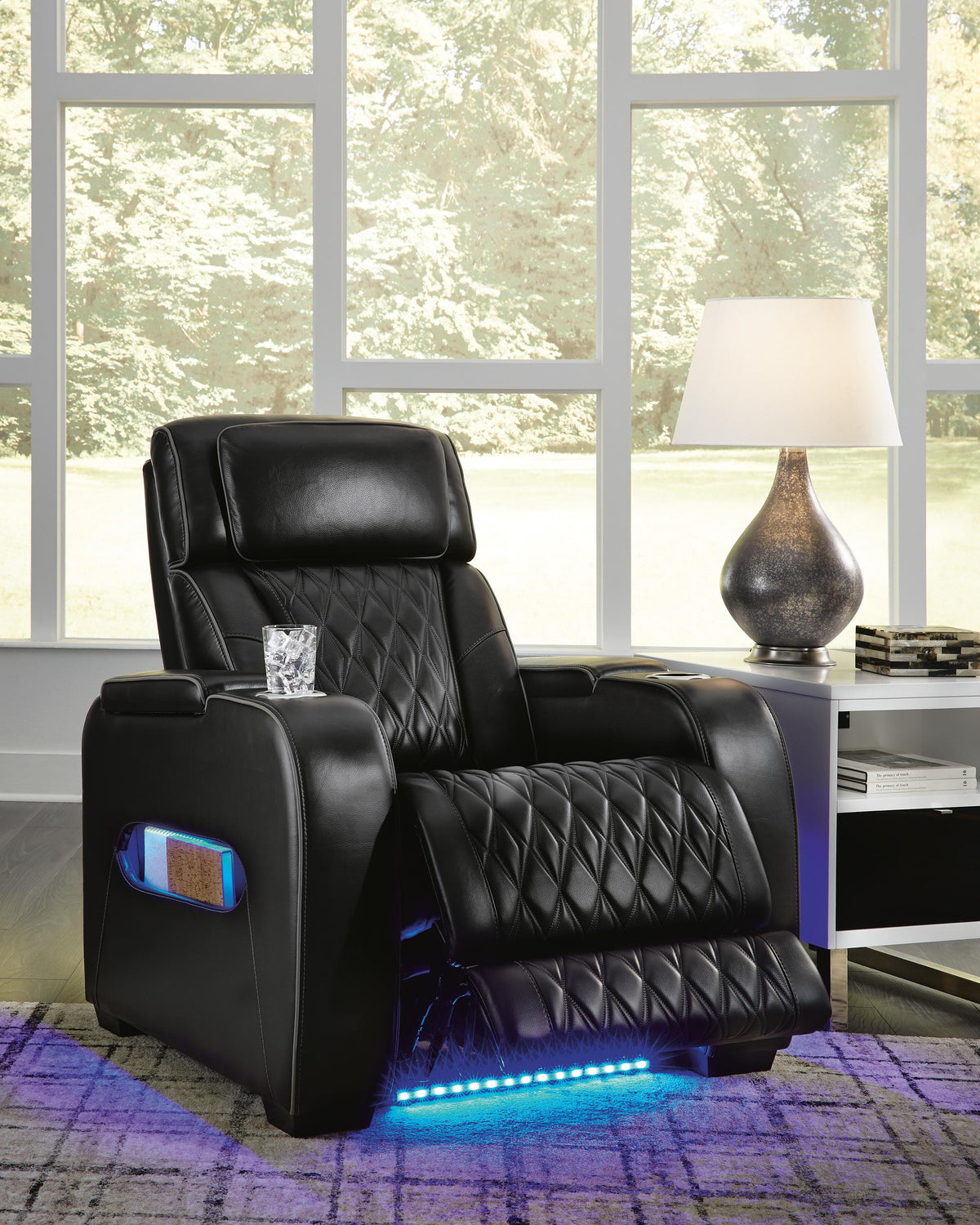 Anvilbrook Power Recliner in Black
