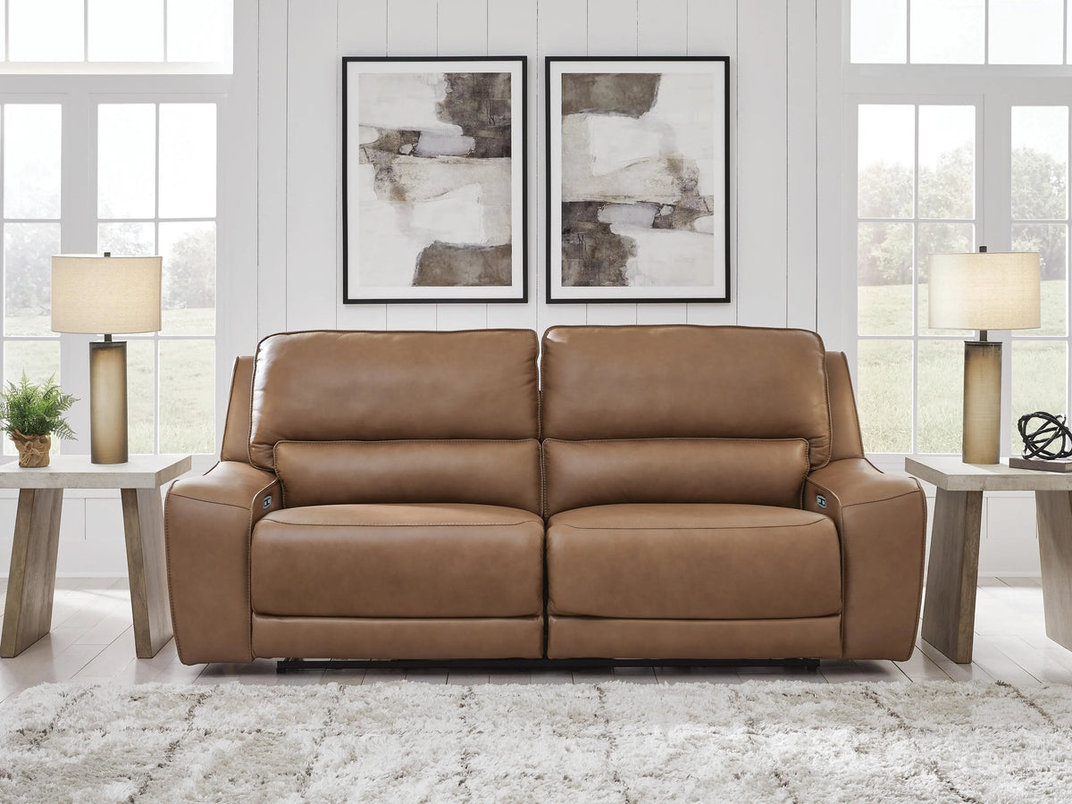Pennington Power Reclining Sofa in Caramel