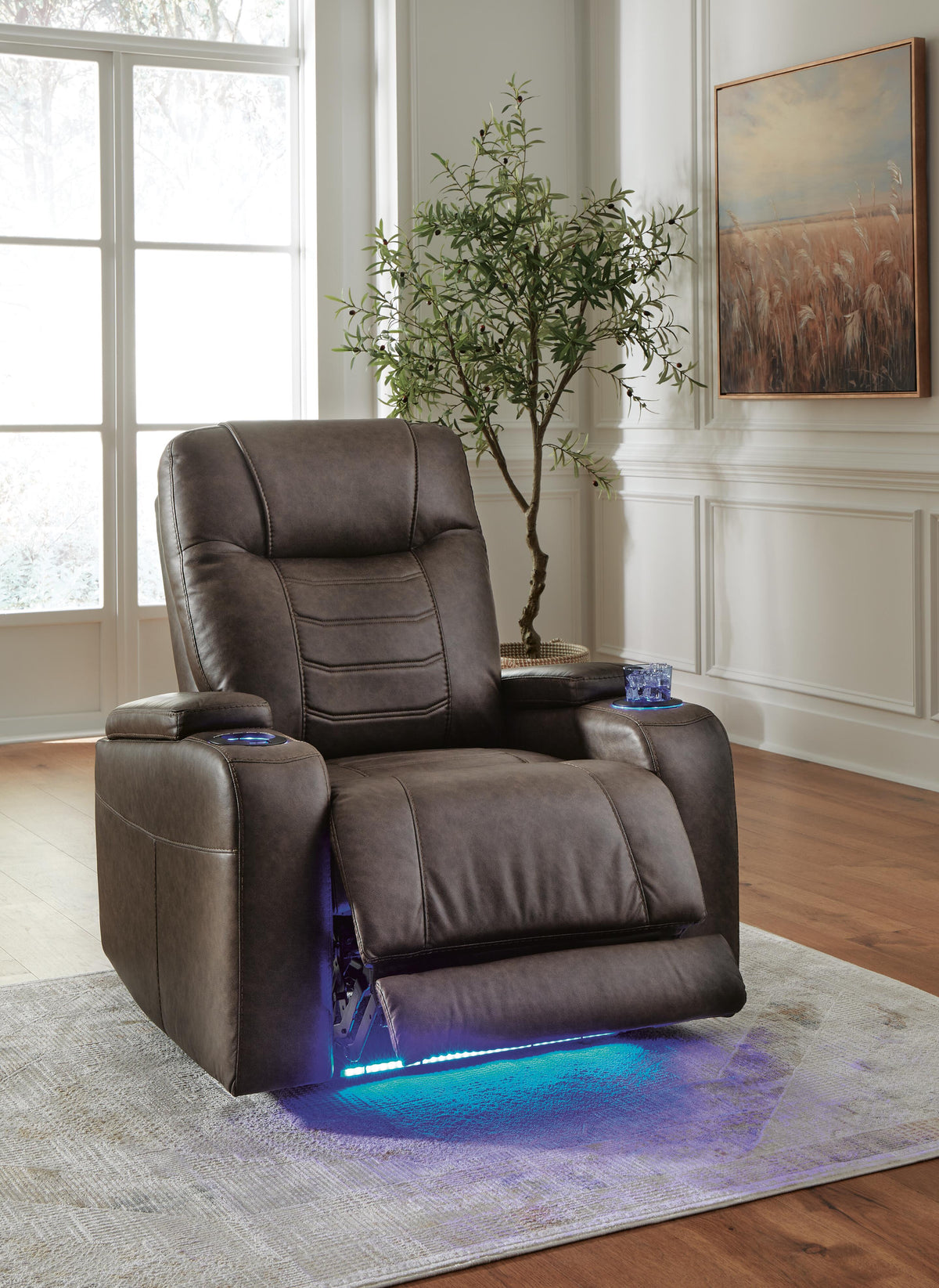 Halcourt Power Recliner in Umber