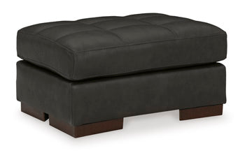 Ironvale Bay Ottoman