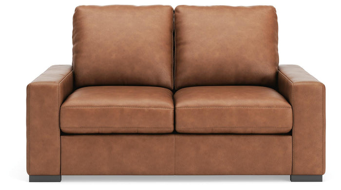 Auvelle Loveseat in Caramel