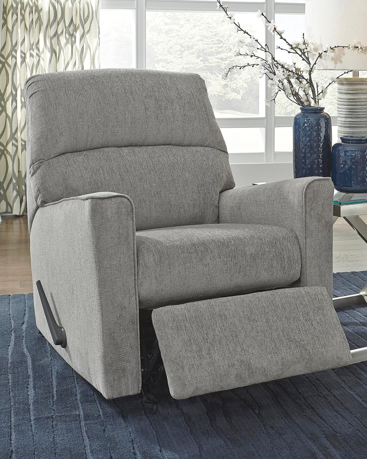 Rylo Recliner in Alloy