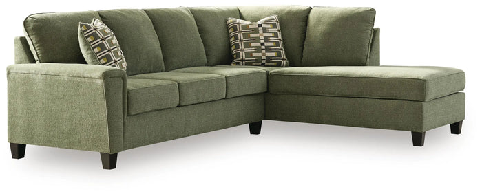 Wrenley 2-Piece Sectional with Chaise in Clover