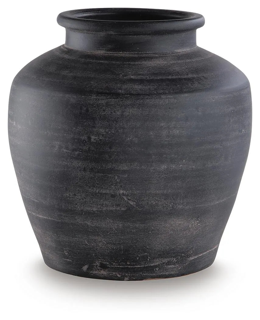 Bundeena Vase in Distressed Black