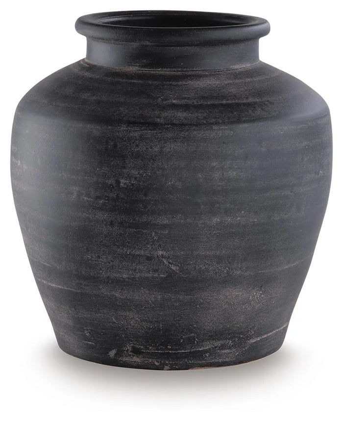 Bundeena Vase in Distressed Black