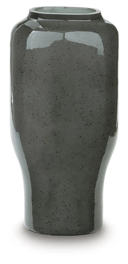 Rennik Vase II