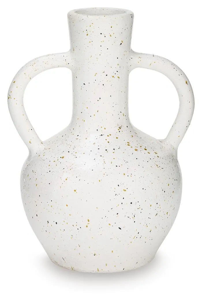 Nyra Vase