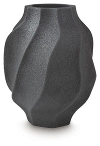 Tavo Bay Vase