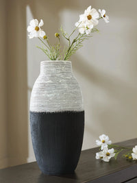 Ironvale Cross Vase II