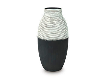 Ironvale Cross Vase II
