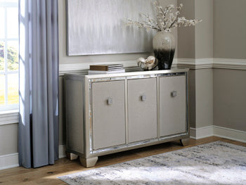 Solene Bay Accent Cabinet