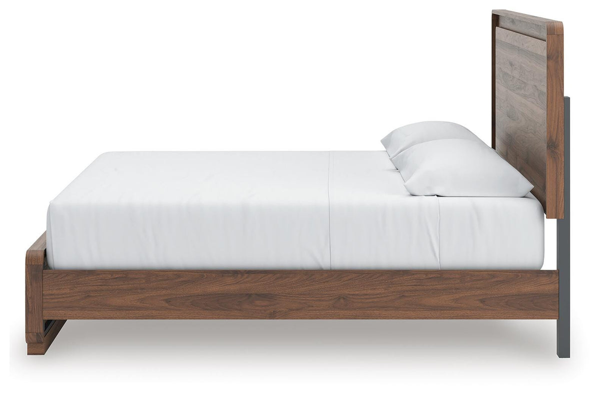 Sinclair King Panel Bed and 2 Nightstands