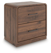 Sinclair King Panel Bed and 2 Nightstands