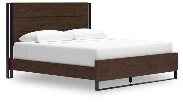 Zumbado California King Panel Bed