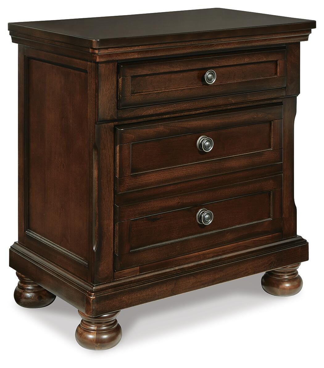 Cavendish King Panel Bed with Chest and 2 Nightstands