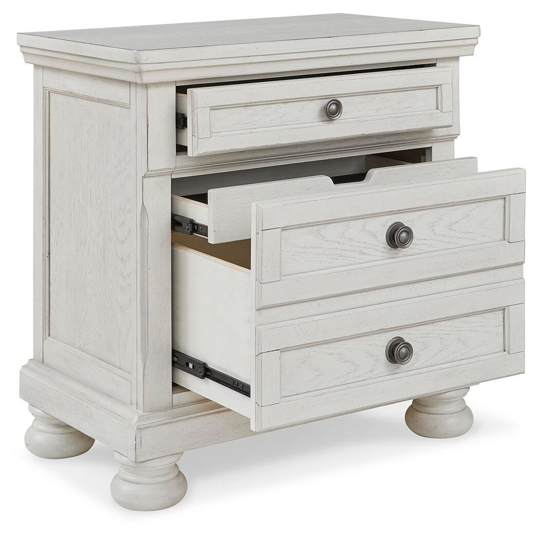 Hadley King Panel Bed with Dresser and Mirror and Chest and 2 Nightstands
