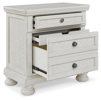 Hadley King Panel Bed with Dresser and Mirror and Chest and 2 Nightstands