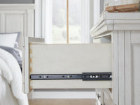 Hadley Queen Panel Storage Bed with Dresser and Mirror and Chest