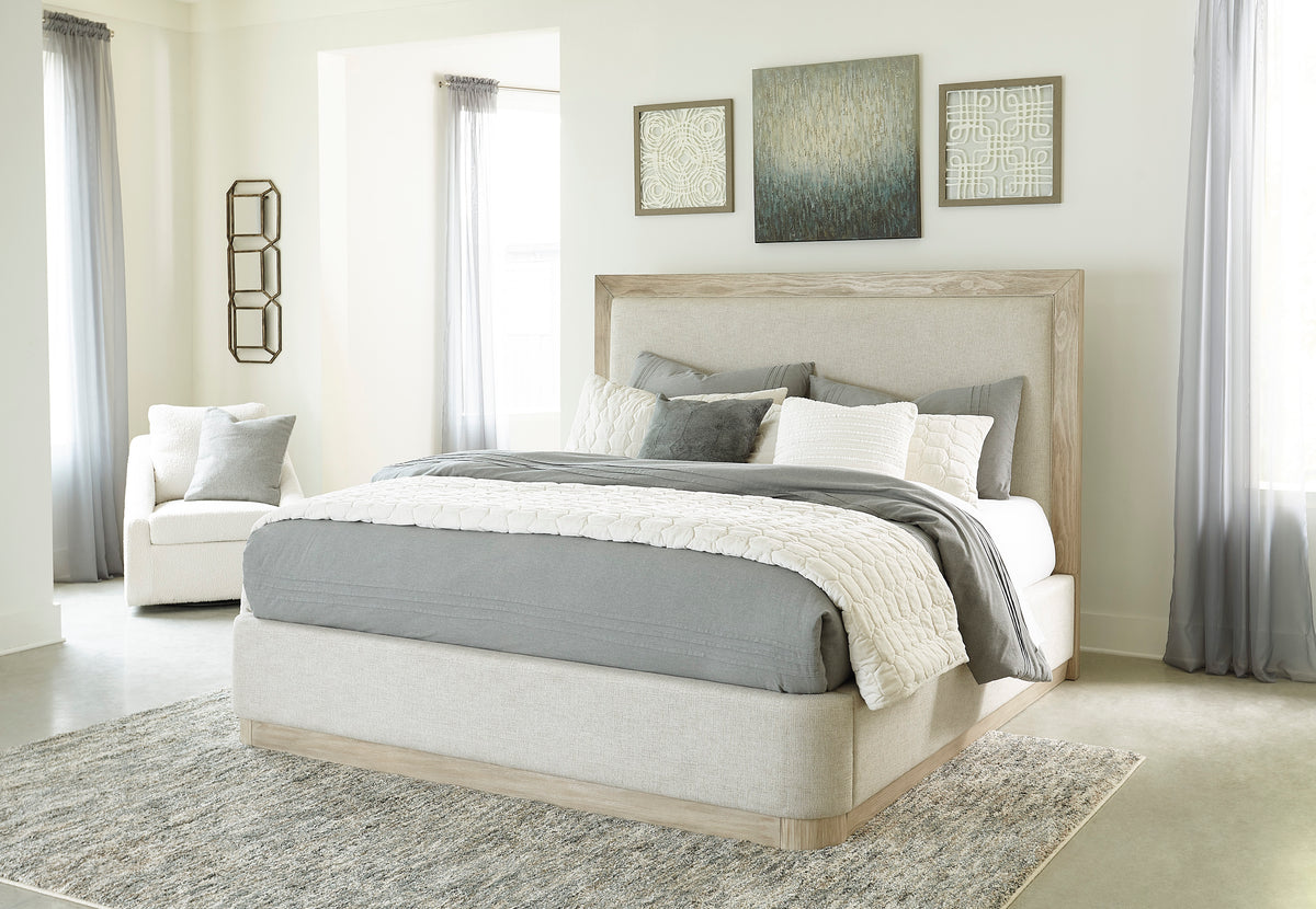 Halyard King Upholstered Bed in Bisque II