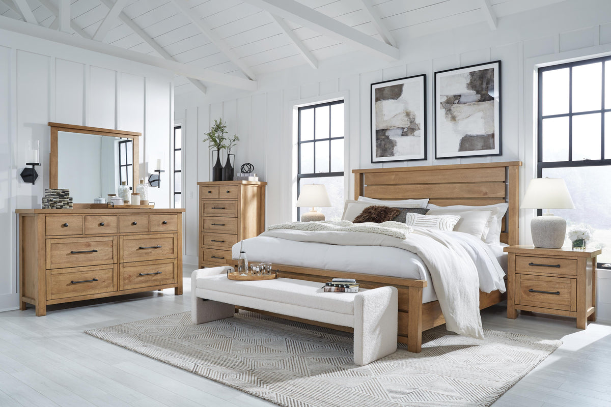 Wexford King Panel Bed in Light Brown