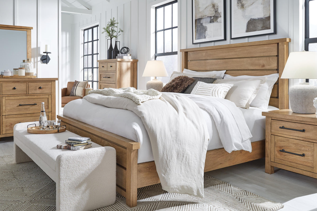 Wexford King Panel Bed in Light Brown