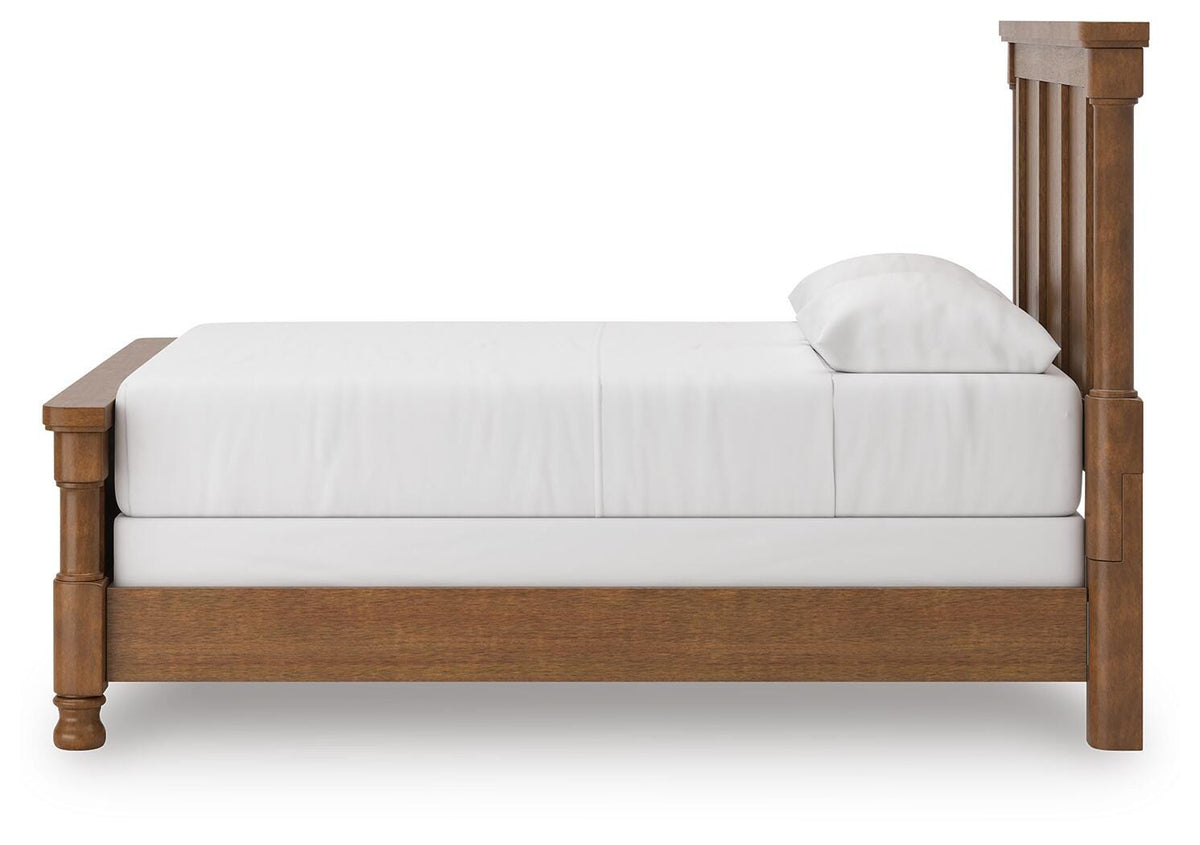 Winslow Vale Queen Poster Bed