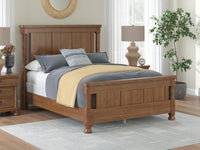 Winslow Vale Queen Poster Bed with Dresser and Mirror II