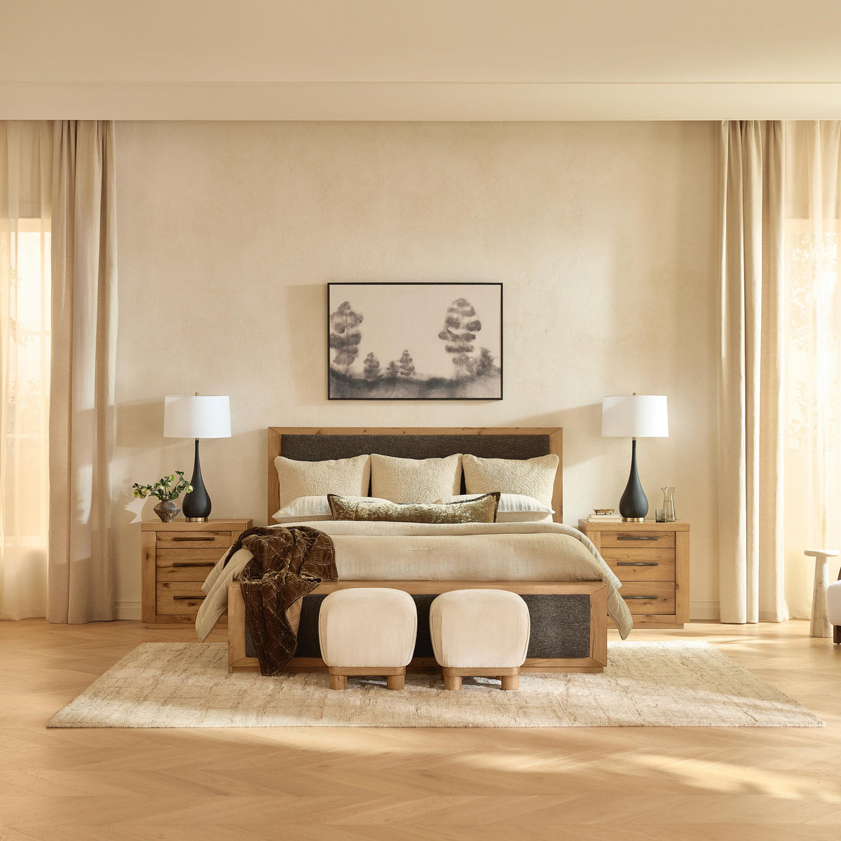 Solerno Queen Upholstered Panel Bed
