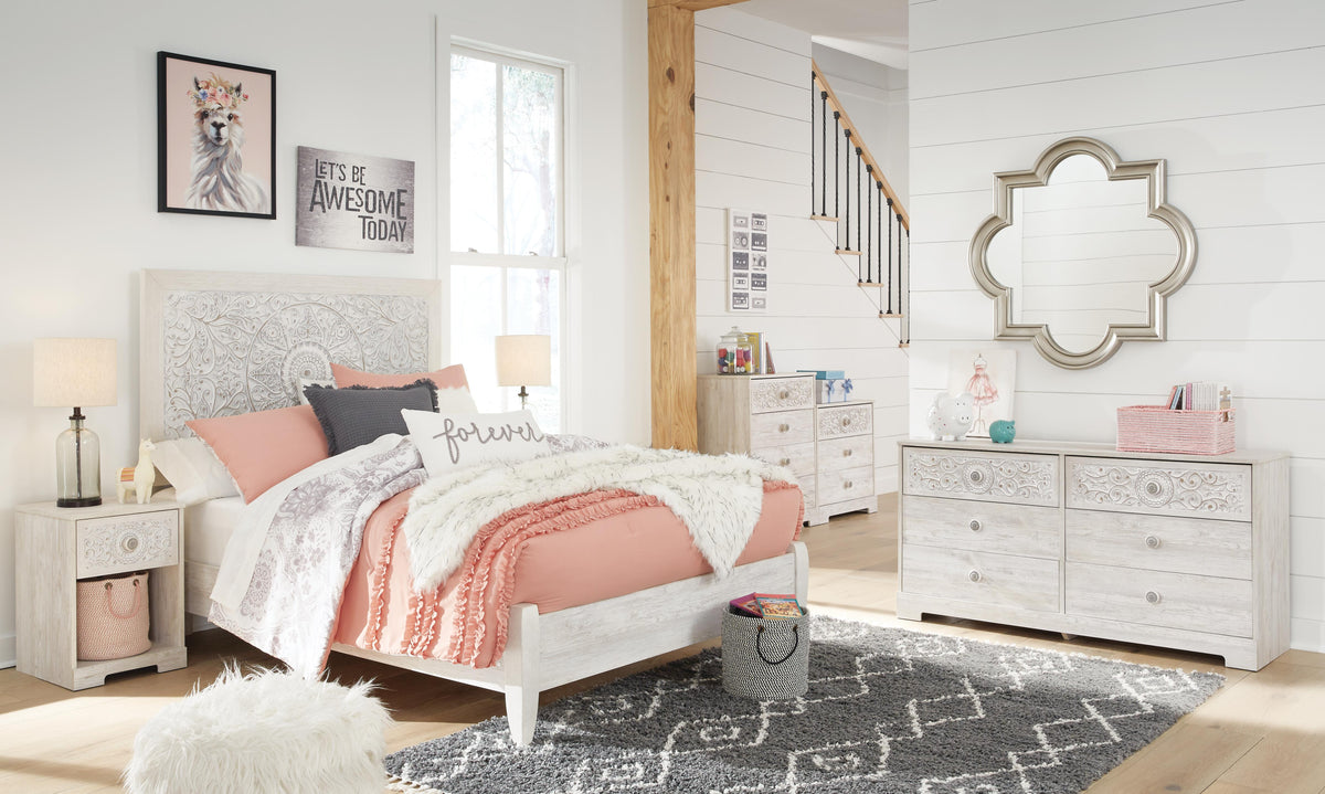 Bawley Vale Nightstand