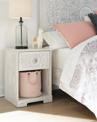 Bawley Vale Nightstand