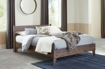 Kade Bay Queen Panel Platform Bed