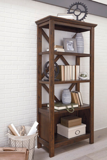 Cobargo 75" Bookcase