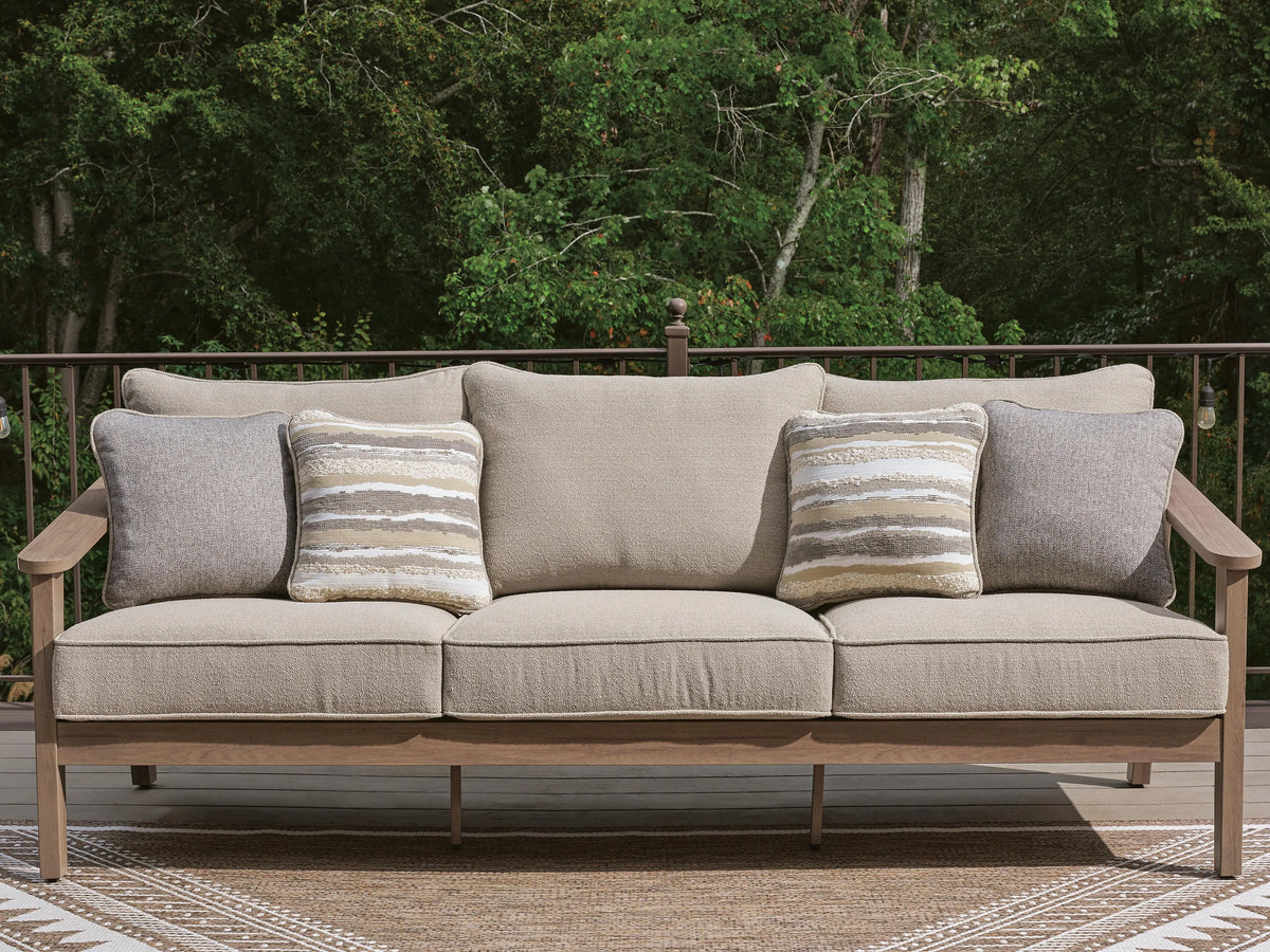 Currarong Vale Outdoor Sofa with Cushion