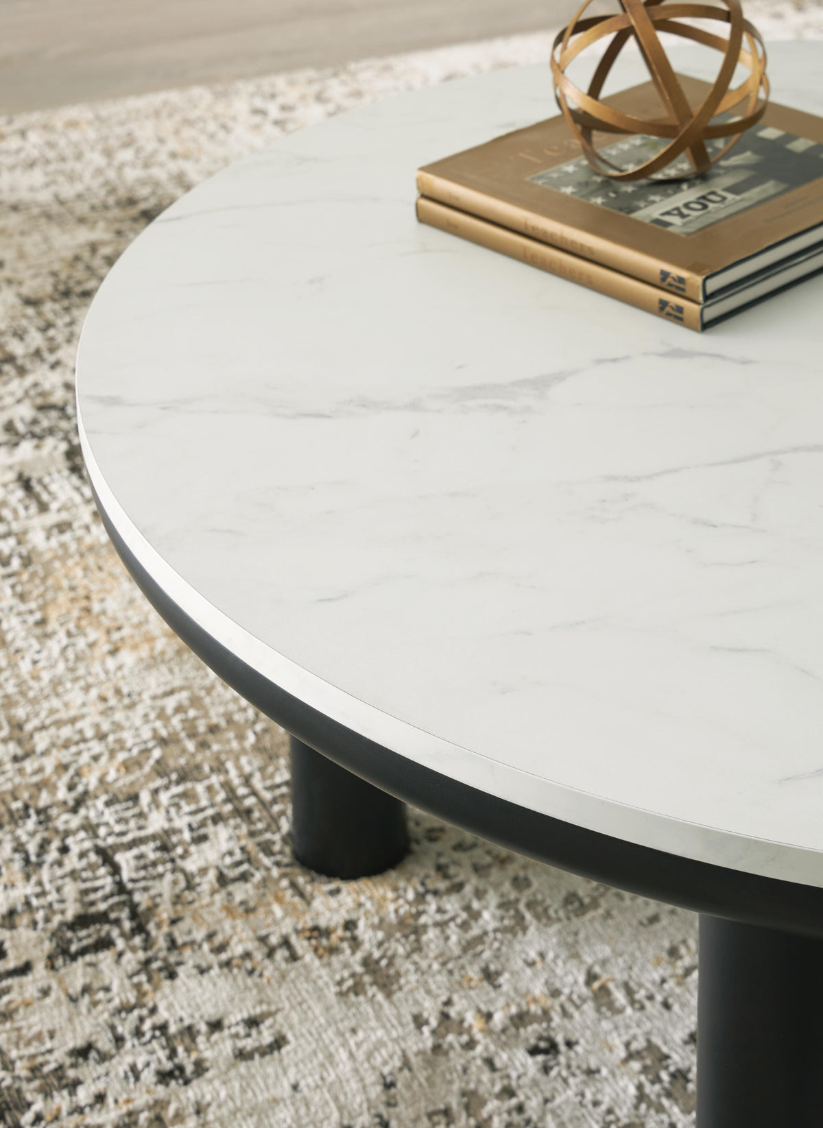 Vantis Vale Table (Set of 3)
